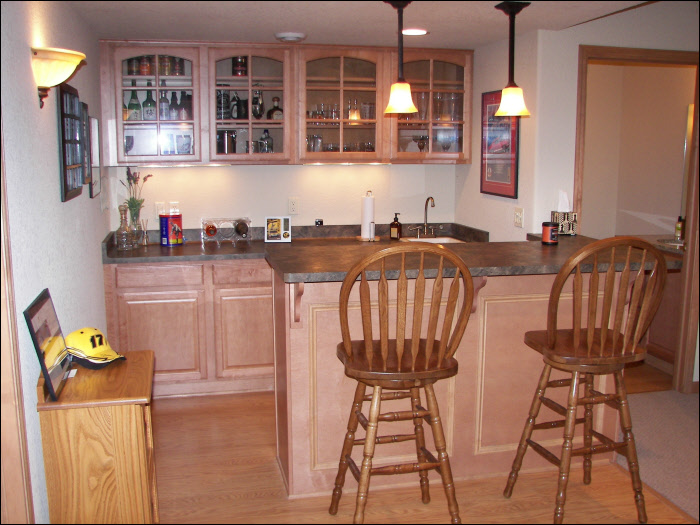 Custom wet bar lighting from reality construction